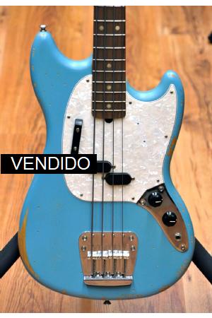 Fender JMJ Road Worn Mustang Bass Faded Daphne Blue Fender JMJ Road Worn Mustang Bass Faded Daphne Blue
